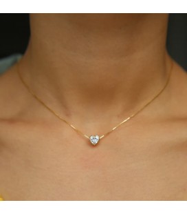 Thin heart necklace with rhinestone